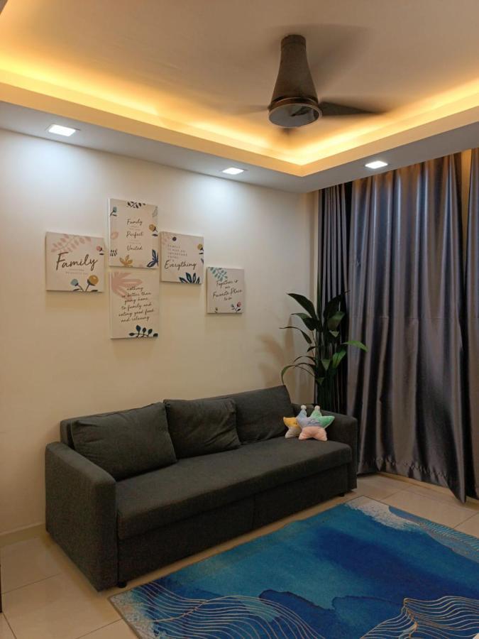 Qaisara D'Savanna Homestay@Southville City Bangi Extérieur photo