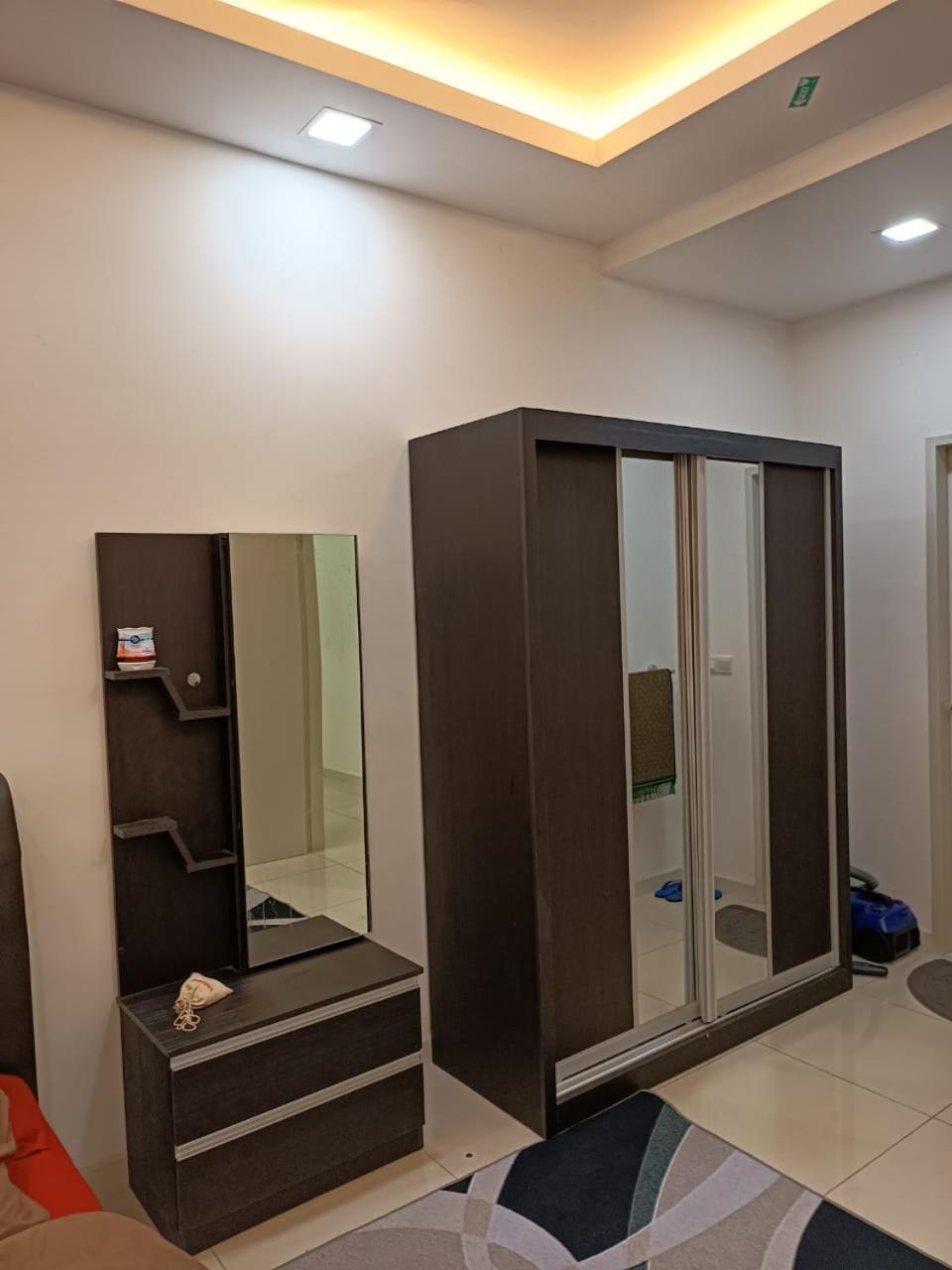 Qaisara D'Savanna Homestay@Southville City Bangi Extérieur photo